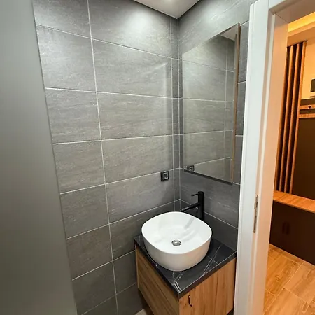 Sophie & Sarah - Hill, * Kopaonik