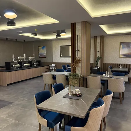 Sophie & Sarah - Hill, * Kopaonik