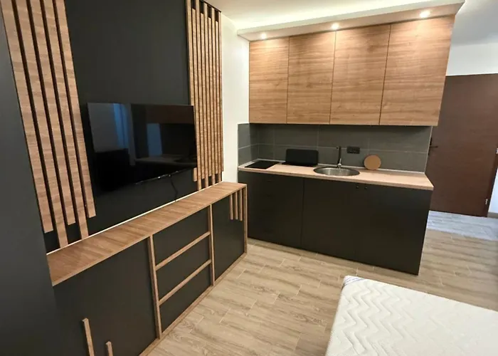 Sophie & Sarah - Hill, * Κοπαόνικ