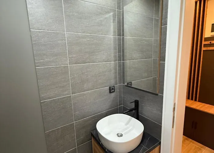 Sophie & Sarah - Hill, * Κοπαόνικ