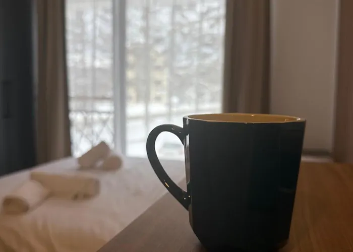 Sophie & Sarah - Hill,