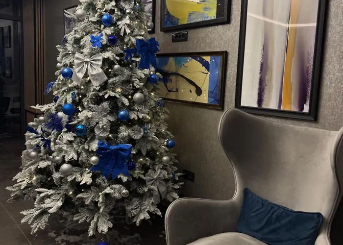 Sophie & Sarah - Hill, * Κοπαόνικ